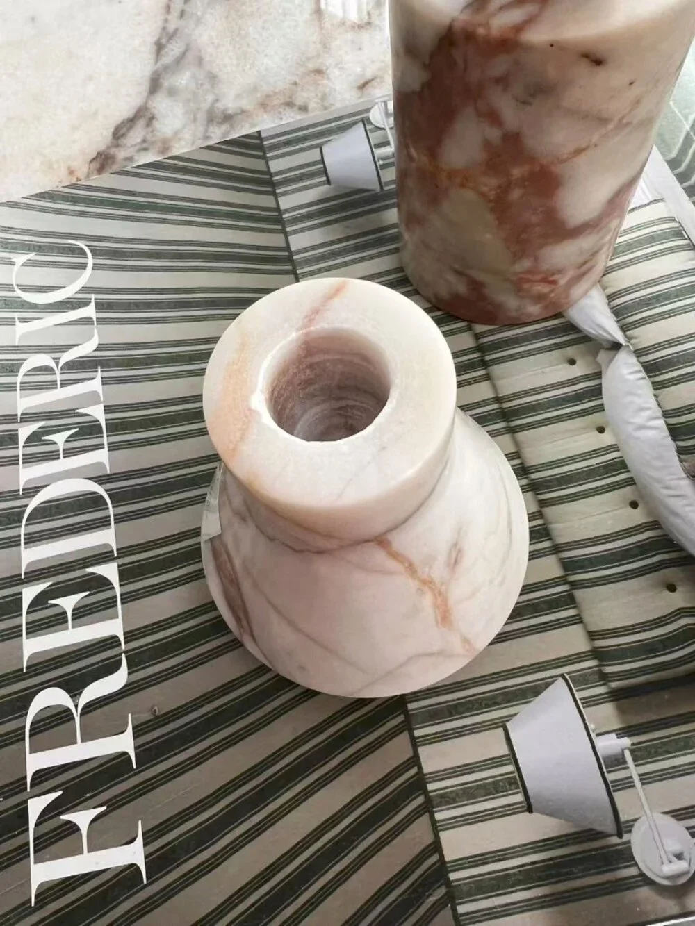 Brands New Discontinued Crate&Barrel Isola Red Marble Candle Holder Set Of 3 B